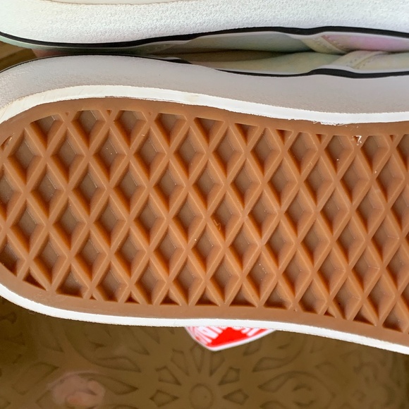 Vans Classic Slip-On Size 7 Youth= Women's size 8.5 - Picture 14 of 15